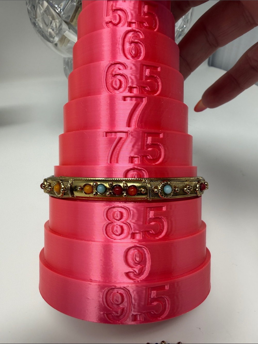🚨SOLD🚨Women Gold Tone Bracelet Stack - Picture 7 of 9